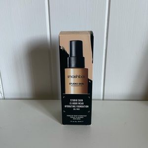 Smashbox Studio Skin Foundation